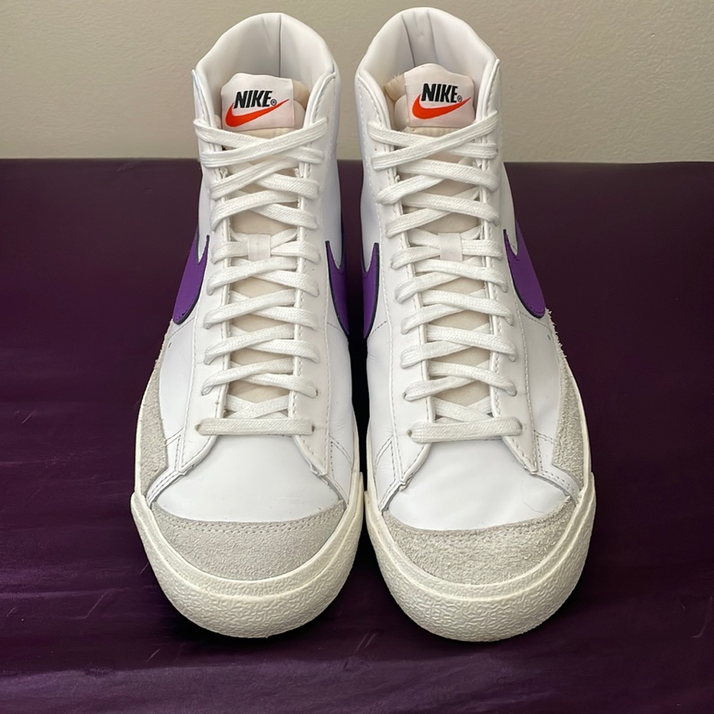 GREAT CONDITION NIKE BLAZERS SIZE 9 mens